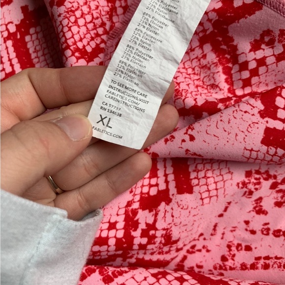 Fabletics Bra and Legging Set - Picture 4 of 4
